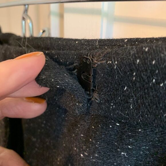 💕3 for $15💕 BCBG Maxazria Collection Wool Trousers - Picture 8 of 9